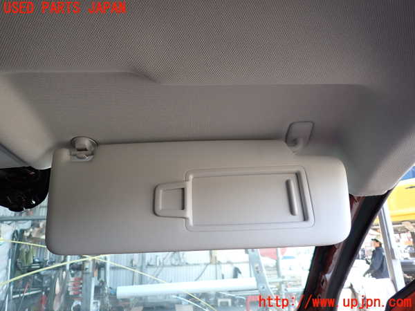 2UPJ-9235247625]VW・T-Cross(ティークロス)(C1DKR)室内サンバイザー右側 中古_2