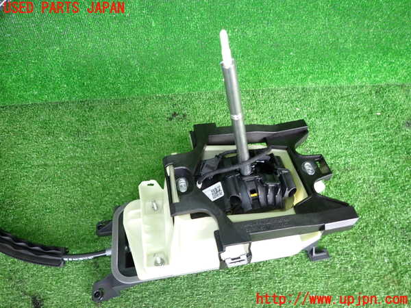 2UPJ-9235247555]VW・T-Cross(ティークロス)(C1DKR)ATシフトレバー 中古_2