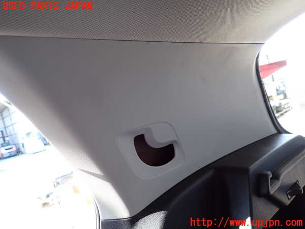 2UPJ-9235247675]VW・T-Cross(ティークロス)(C1DKR)右リアピラートリム 中古_3