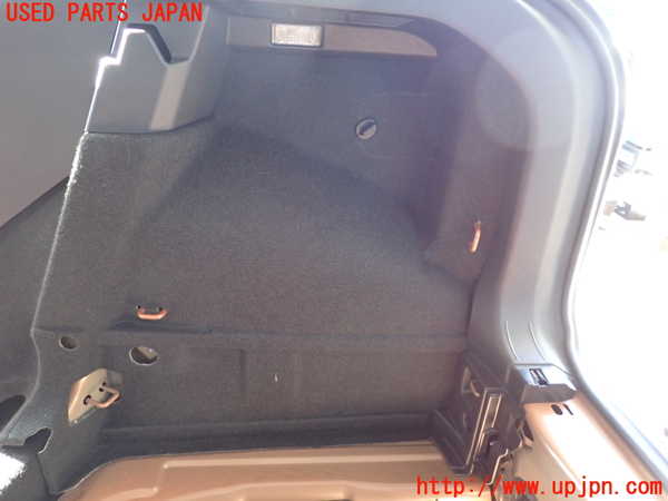 2UPJ-9235247675]VW・T-Cross(ティークロス)(C1DKR)右リアピラートリム 中古_5