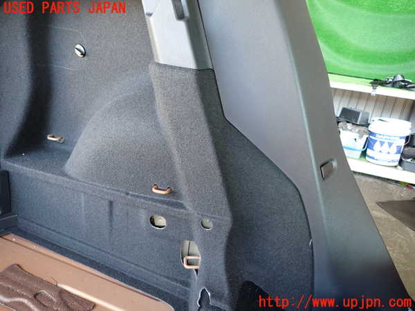 2UPJ-9235247680]VW・T-Cross(ティークロス)(C1DKR)左リアピラートリム 中古_4