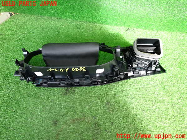 2UPJ-9235247510]VW・T-Cross(ティークロス)(C1DKR)メーターフード 中古_3