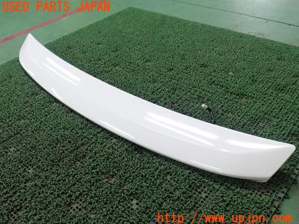 3UPJ=9235250057]アルテッツァ RS200 リミテッドII(SXE10)後期 純正 76085-53010 リアスポイラー ハイマウントストップランプ 中古_2