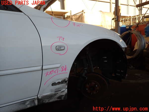 2UPJ-9235251080]アルテッツァ(SXE10)右前フェンダー 中古_3