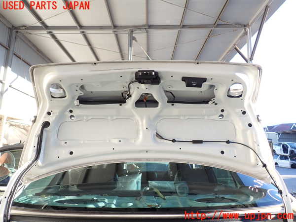 2UPJ-9235251500]アルテッツァ(SXE10)トランク 中古_4