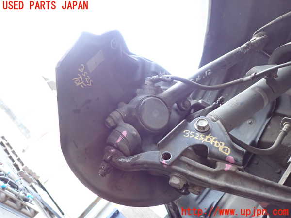 2UPJ-9235254290]アルテッツァ(SXE10)右フロントナックルハブ 中古_2