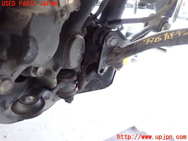 2UPJ-9235255186]アルテッツァ(SXE10)左フロントロアアーム1 中古_2