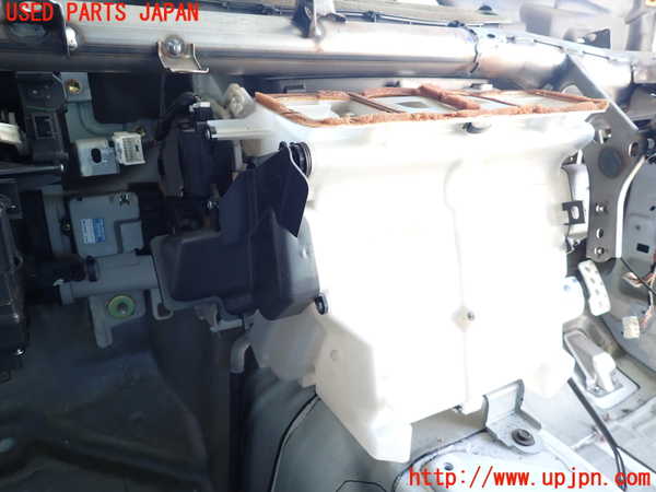 2UPJ-9235256081]アルテッツァ(SXE10)エバポレーター1 中古_4