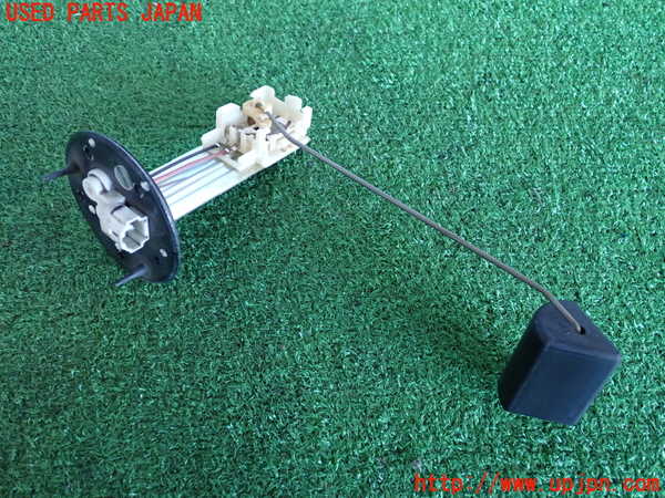 2UPJ-9235256381]アルテッツァ(SXE10)センサー1 (フューエル) 中古_2