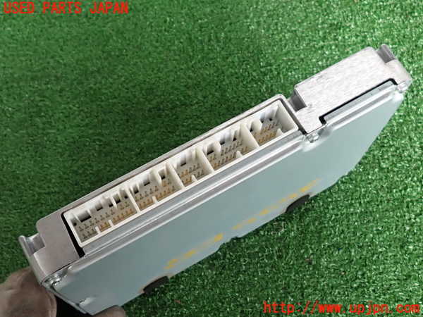 2UPJ-9235256110]アルテッツァ(SXE10)エンジンコンピューター 中古_4