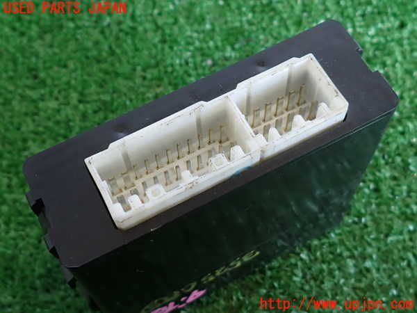 2UPJ-9235256148]アルテッツァ(SXE10)コンピューター3 中古_4