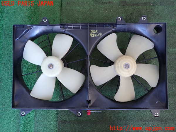 2UPJ-9235256836]アルテッツァ(SXE10)電動ファン1 中古_2