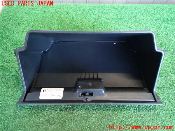 2UPJ-9235257516]アルテッツァ(SXE10)グローブボックス1 中古_2