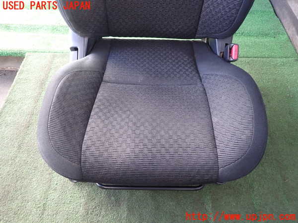 2UPJ-9235257035]アルテッツァ(SXE10)運転席シート 中古_3