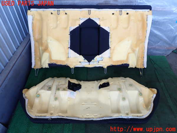 2UPJ-9235257385]アルテッツァ(SXE10)リアシート 中古_3