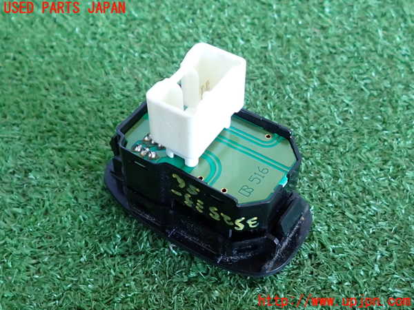 2UPJ-9235256280]アルテッツァ(SXE10)ミラースイッチ 中古_2