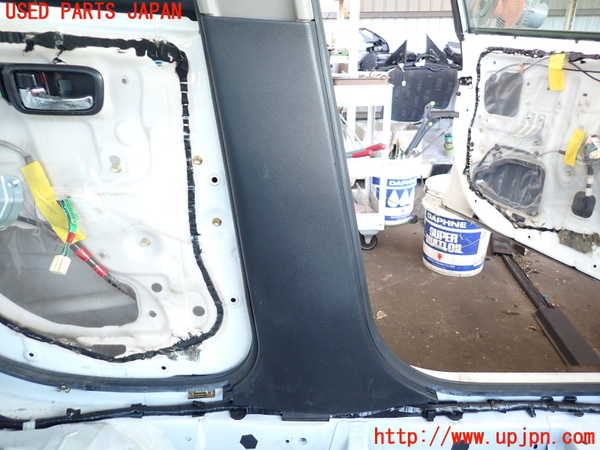 2UPJ-9235257670]アルテッツァ(SXE10)左センターピラートリム 中古_3