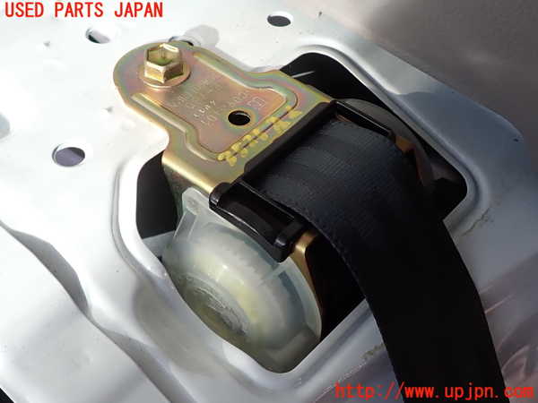 2UPJ-9235257185]アルテッツァ(SXE10)左2列目シートベルト 中古_2
