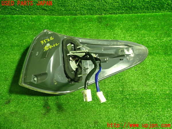 1UPJ-9235261536]レクサス・RX450h(GYL16W)左テールランプ 中古_2