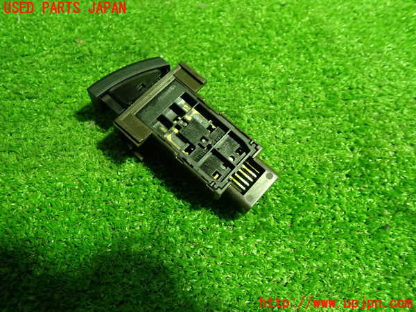 1UPJ-9235266290]レクサス・RX450h(GYL16W)ハザードスイッチ 中古_2