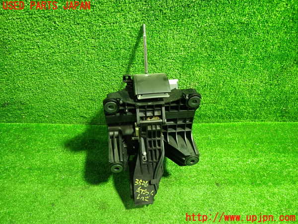 1UPJ-9235267555]レクサス・RX450h(GYL16W)ATシフトレバー 中古_2