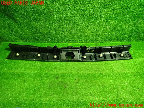 1UPJ-9235267773]レクサス・RX450h(GYL16W)ラゲッジトレイ3 中古_2