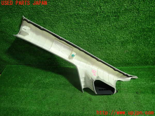 1UPJ-9235267655]レクサス・RX450h(GYL16W)右フロントピラートリム 中古_3