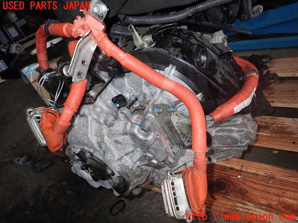 1UPJ-9235273010]ハリアー ハイブリッド(AVU65W)ミッション AT 2AR-FXE 4WD 中古_2