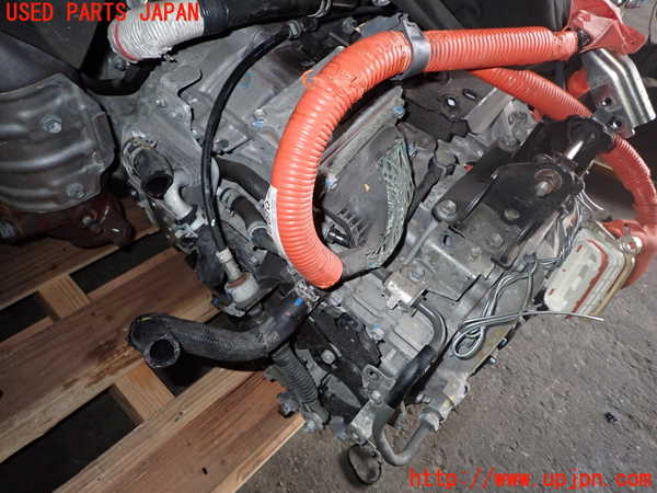 1UPJ-9235273010]ハリアー ハイブリッド(AVU65W)ミッション AT 2AR-FXE 4WD 中古_3