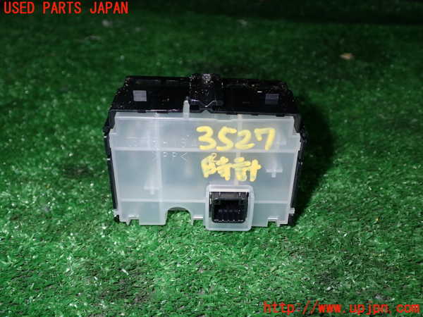 1UPJ-9235277850]ハリアー ハイブリッド(AVU65W)時計 中古_2