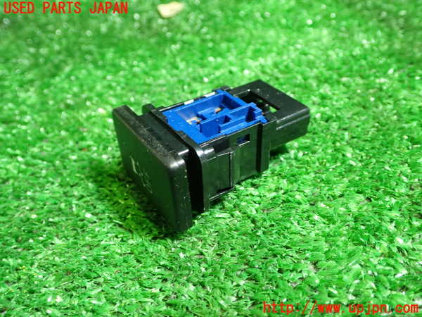 1UPJ-9235276308]ハリアー ハイブリッド(AVU65W)スイッチ3 中古_2