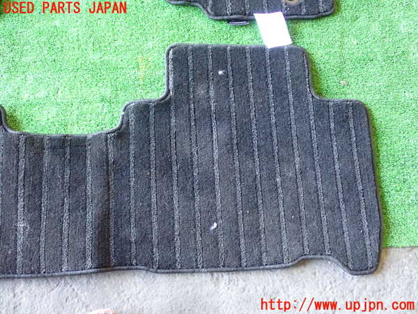 1UPJ-9235277800]ハリアー ハイブリッド(AVU65W)フロアマット 中古_4