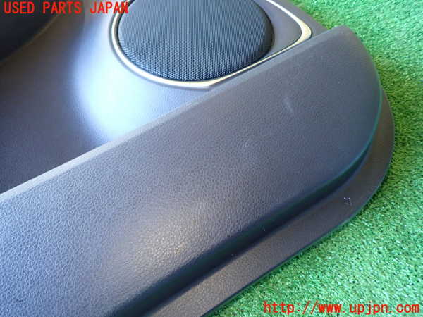 1UPJ-9235271264]ハリアー ハイブリッド(AVU65W)左前ドア内張り 中古_2