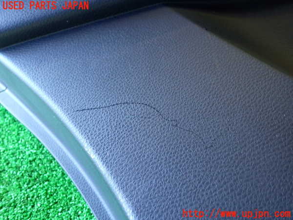 1UPJ-9235271324]ハリアー ハイブリッド(AVU65W)左後ドア内張り 中古_2