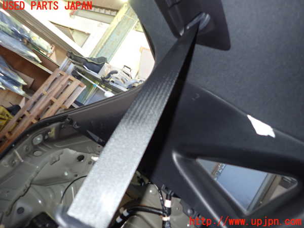 1UPJ-9235277135]ハリアー ハイブリッド(AVU65W)真中2列目シートベルト 中古_2