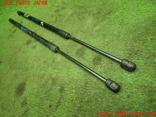 1UPJ-9235281068]ベンツ E300(212055C)(212)ボンネットダンパー 中古_2