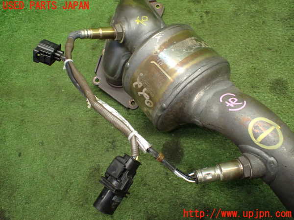 1UPJ-9235282041]ベンツ E300(212055C)(212)エキマニ1 触媒 マニバーター 中古_3