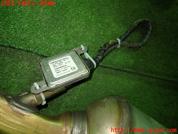 1UPJ-9235282651]ベンツ E300(212055C)(212)センターパイプ1 中古_4