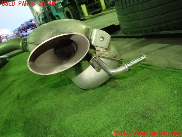 1UPJ-9235282671]ベンツ E300(212055C)(212)リアマフラー1 中古_4