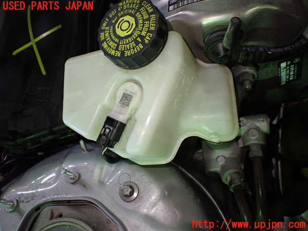 1UPJ-9235284050]ベンツ E300(212055C)(212)ブレーキマスターシリンダー (ジャンク品) 中古_2