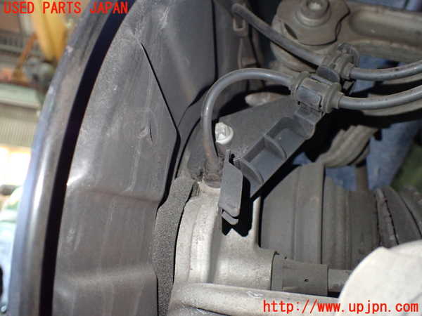 1UPJ-9235284300]ベンツ E300(212055C)(212)右リアナックルハブ 中古_2