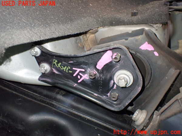 1UPJ-9235285295]ベンツ E300(212055C)(212)リアメンバー 中古_5