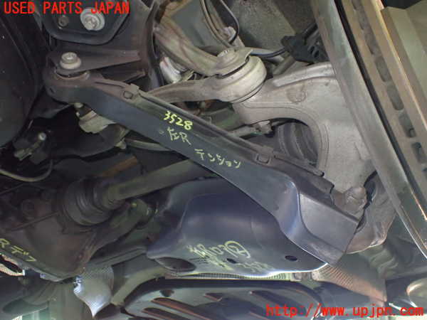 1UPJ-9235285330]ベンツ E300(212055C)(212)左リアテンションロッド 中古_2