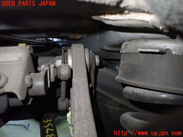 1UPJ-9235285157]ベンツ E300(212055C)(212)左リアアッパーアーム2 中古_2
