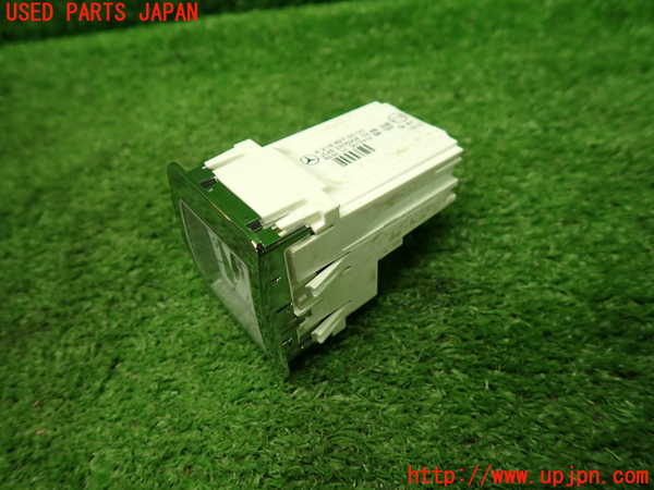 1UPJ-9235287850]ベンツ E300(212055C)(212)時計 中古_2