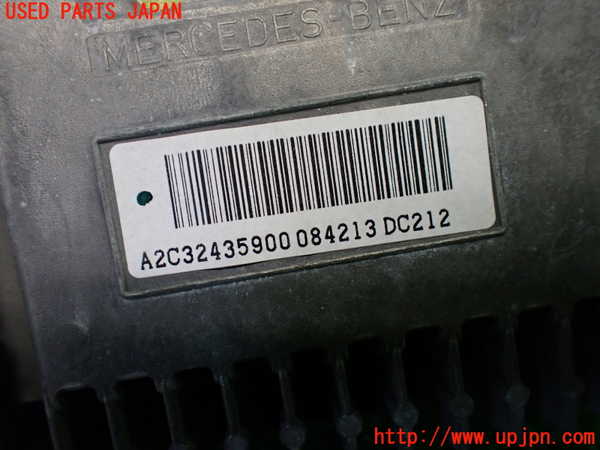 1UPJ-9235286629]ベンツ E300(212055C)(212)モニター 中古_4