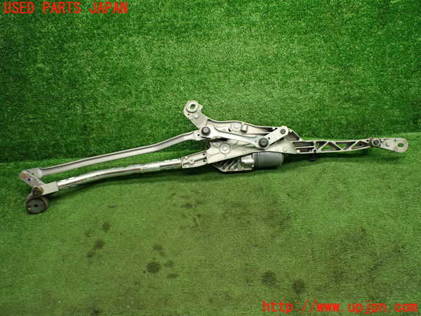 1UPJ-9235286770]ベンツ E300(212055C)(212)フロントワイパーモーター 中古_2