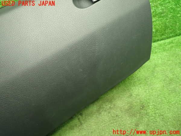 1UPJ-9235287516]ベンツ E300(212055C)(212)グローブボックス1 中古_2