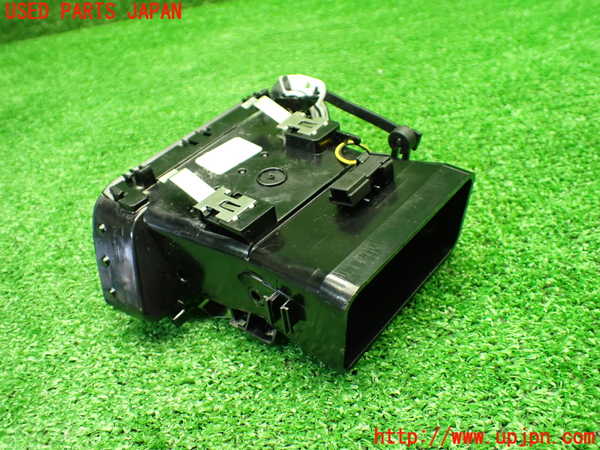 1UPJ-9235287527]ベンツ E300(212055C)(212)エアコン吹き出し口2 (左) 中古_3