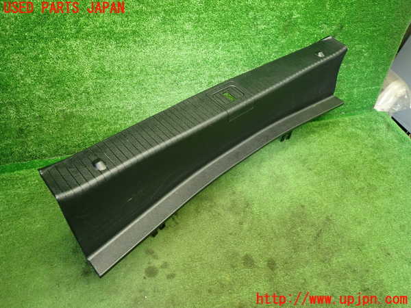 1UPJ-9235287773]ベンツ E300(212055C)(212)ラゲッジトレイ3 中古_2